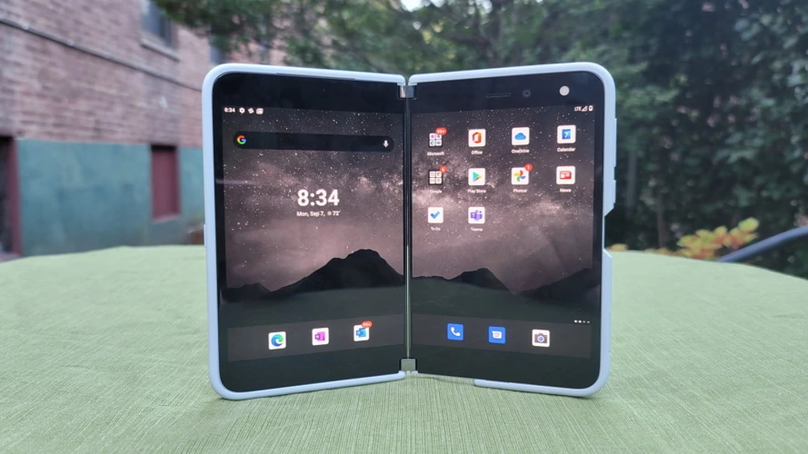 微软已经完成了Surface Duo可折叠手机的更新